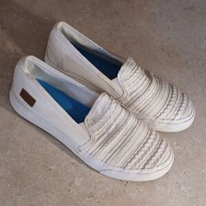 Blowfish Malibu White Canvas Sneakers Sz 7.5